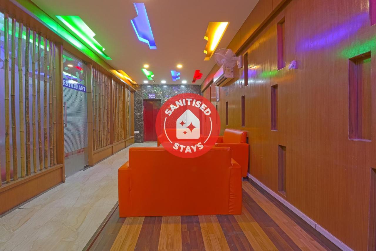 Oyo 834 Shree Balaji Hotel Faridabad Buitenkant foto