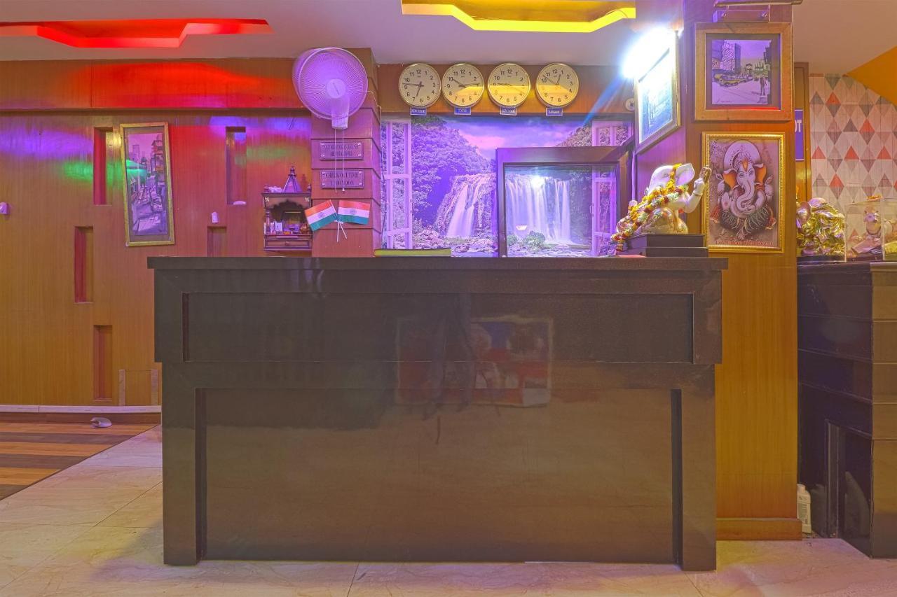 Oyo 834 Shree Balaji Hotel Faridabad Buitenkant foto