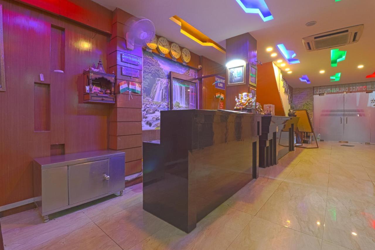 Oyo 834 Shree Balaji Hotel Faridabad Buitenkant foto